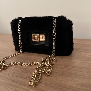 Black Faux Plush Fur w/Goldtone Chain Mini Crossbody Bag Purse Night Party